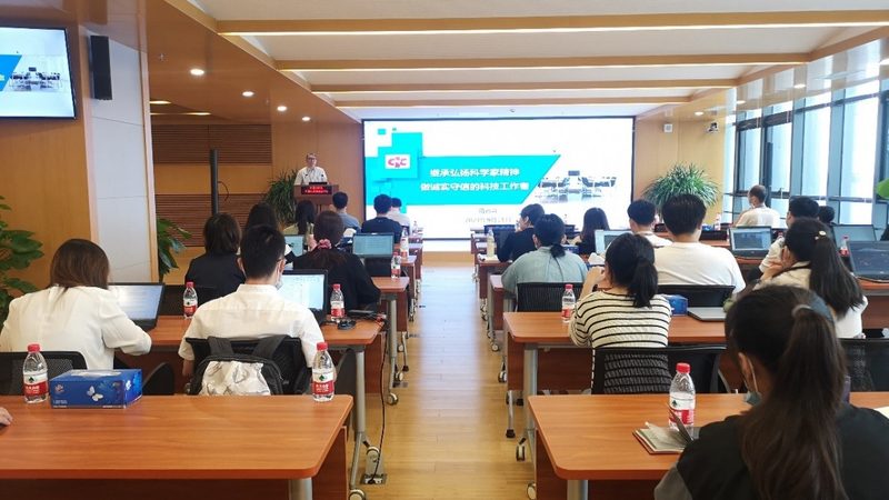 学历提升成本解析：如何合理规划你的教育投资**