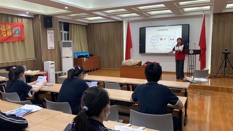 成人教育之路：自考与成考，适合哪类人群？**